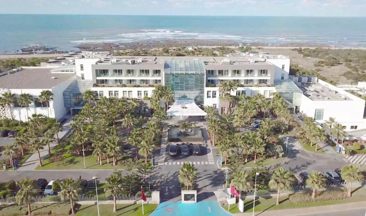 Hotel The View Bouznika Exterior foto Aerial view of the hotel
