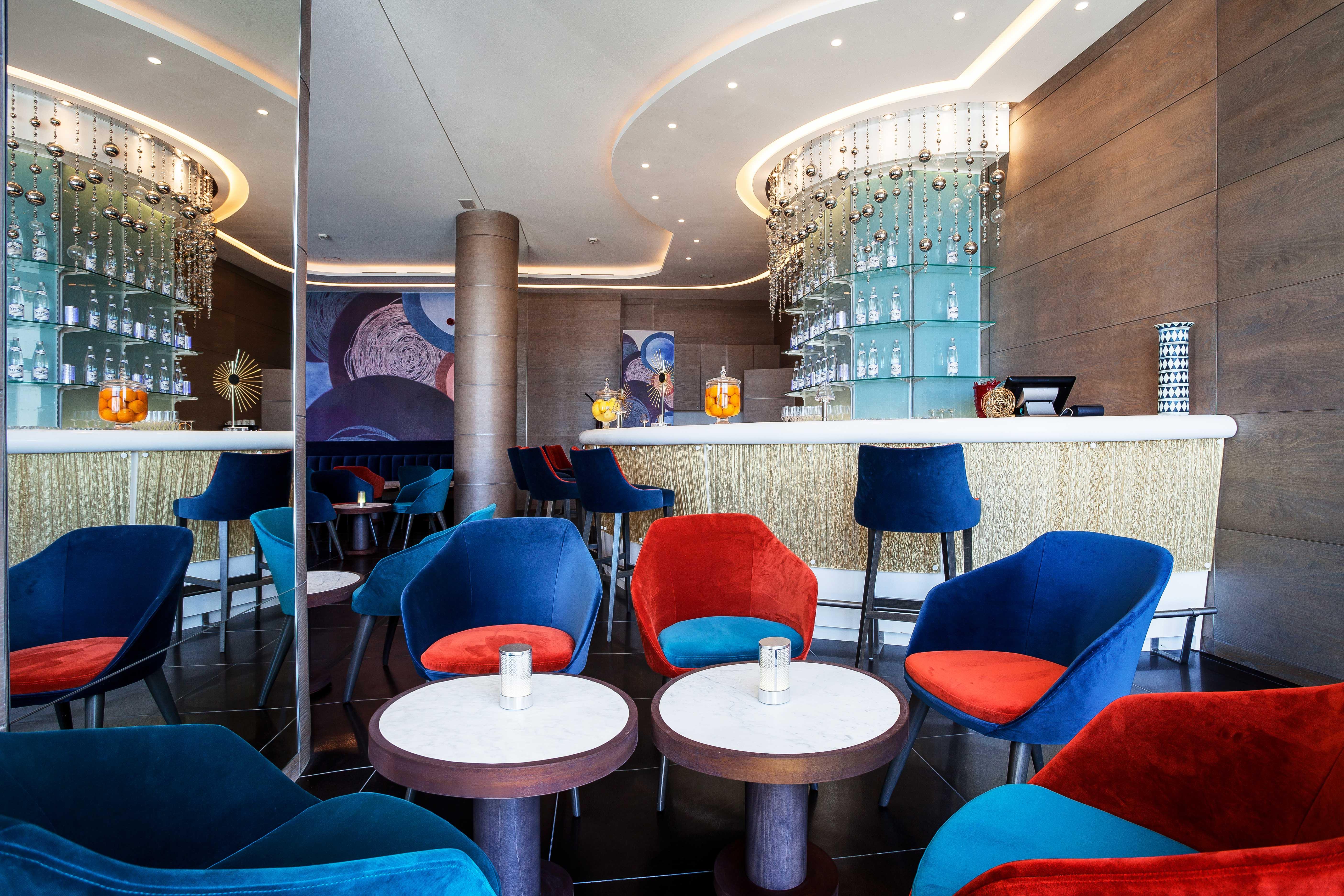 Hotel The View Bouznika Exterior foto The bar on board